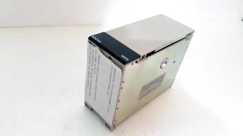 OMRON C200HW-PA204