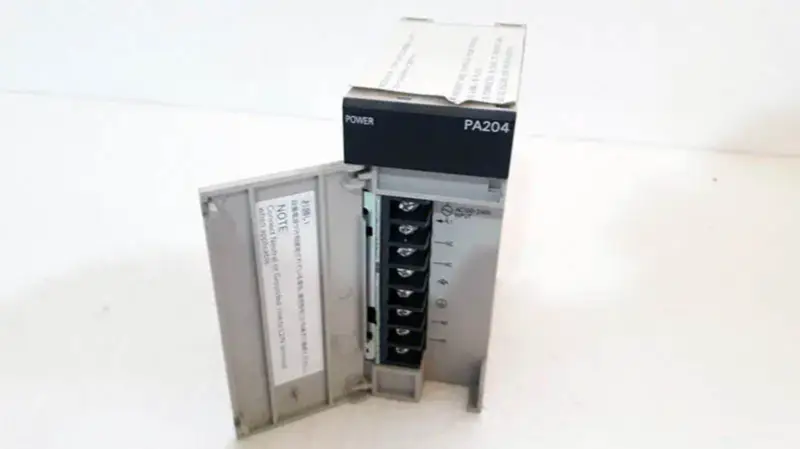 OMRON C200HW-PA204