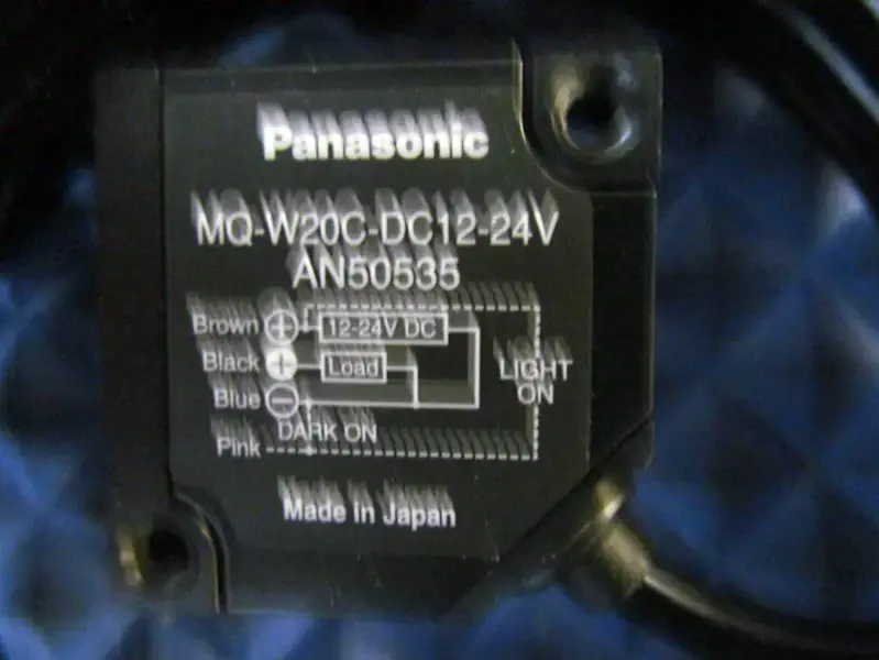 Fotoelektrický spínač Panasonic MQ-W20C-DC12-24V