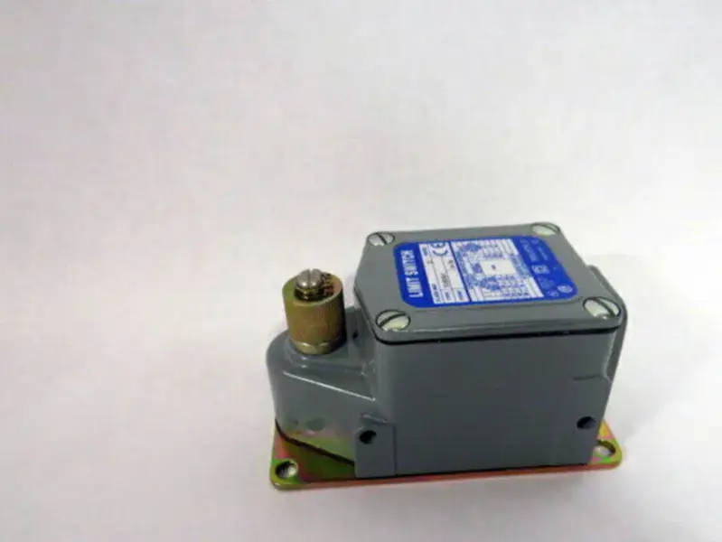 Square D 9007TUB3S1