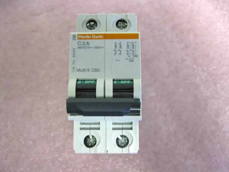 Square D MG24443