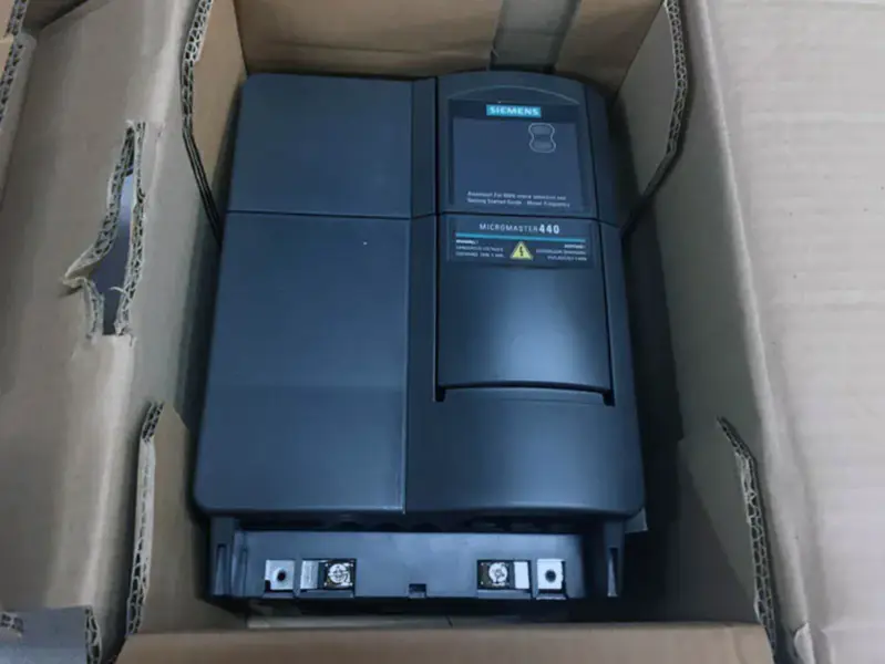 Siemens 6SE6440-2UE21-5CA1