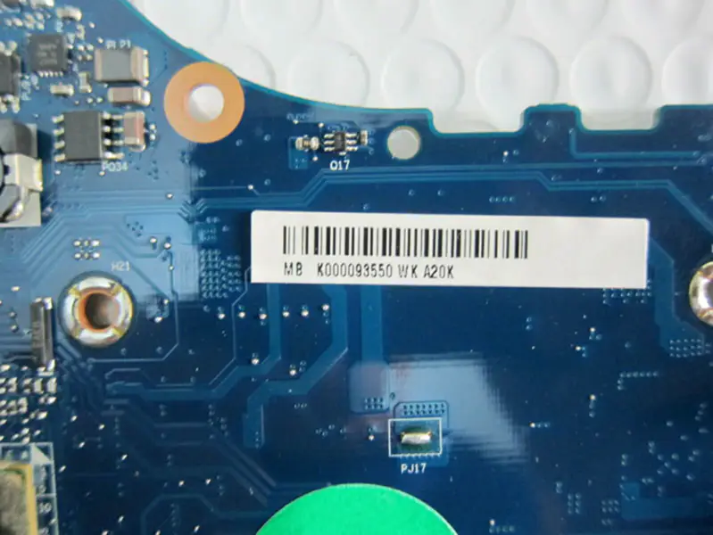 Základní deska Toshiba K000093550