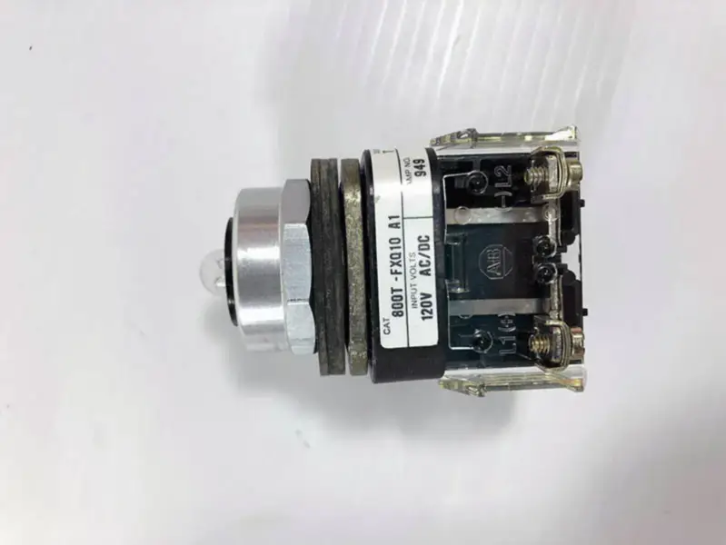 Allen-Bradley 800TFXQ10RA1