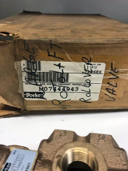 Parker M07444943