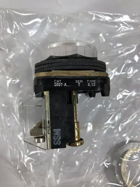 Allen-Bradley 800TA2D1