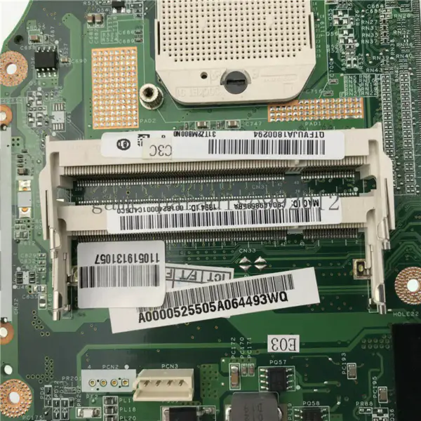 Základní deska Toshiba A000052550