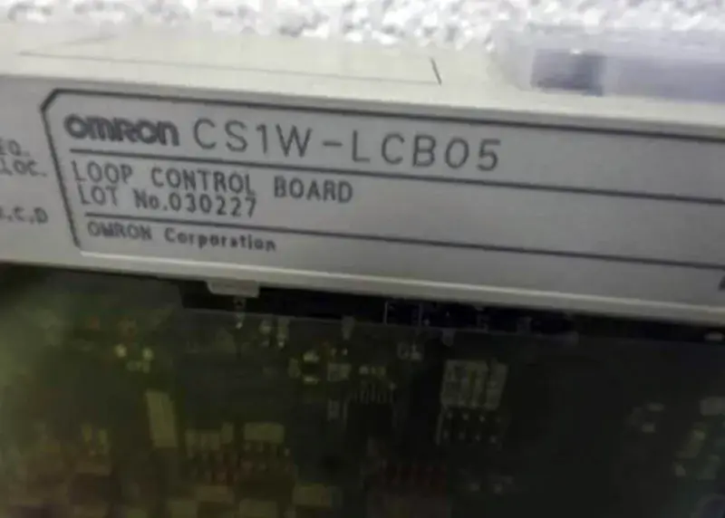 Omron CS1W-LCB05