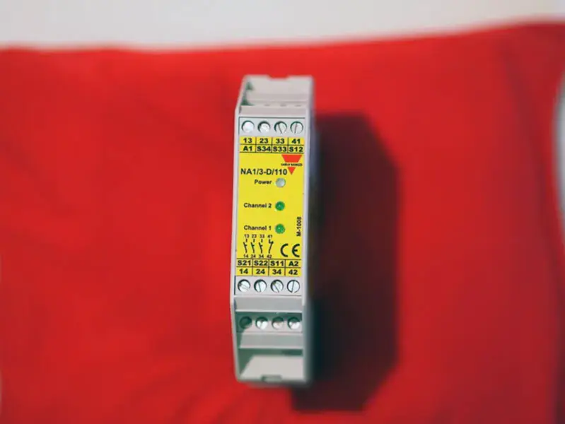 CARLO GAVAZZI NA13D110CG