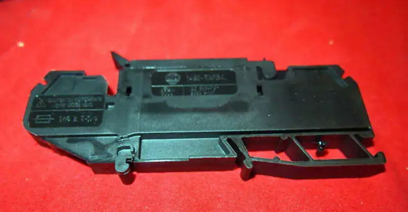 Allen-Bradley 1492-RAFB4