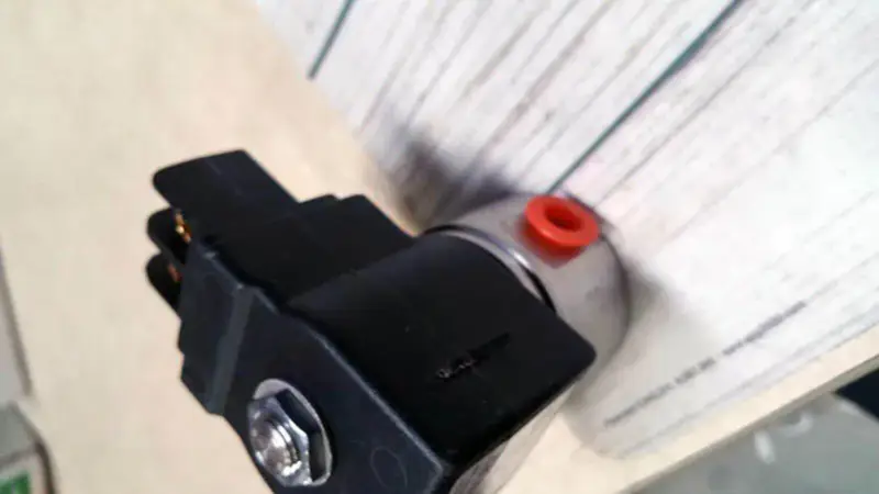 PARKER 71215SN1QV00N0S100C2