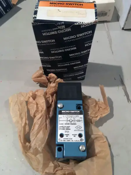 Honeywell LYT02C-2S