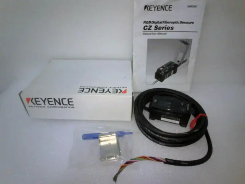 Senzor Keyence CZ-V1