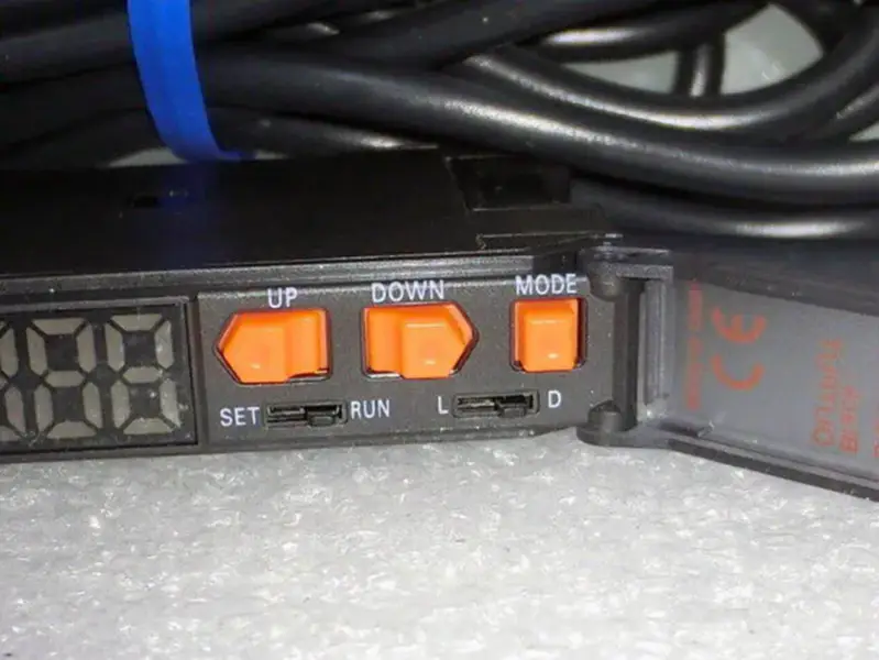 Omron E3X-DA41-S