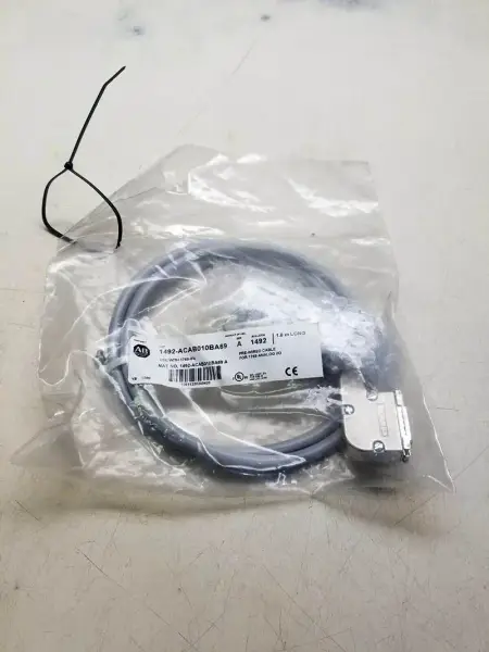 Allen-Bradley 1492-CAB010K69