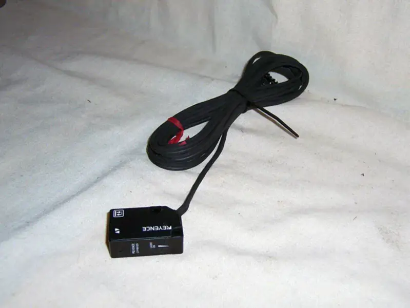 KEYENCE LV-NH35