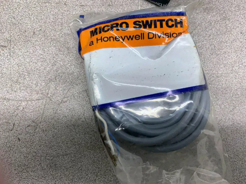 Honeywell 922AA2XM-C9P-L