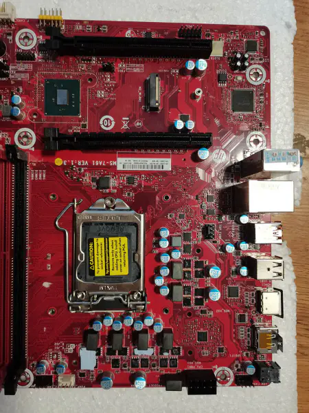 Základní deska HP MS-7A61L02051-001