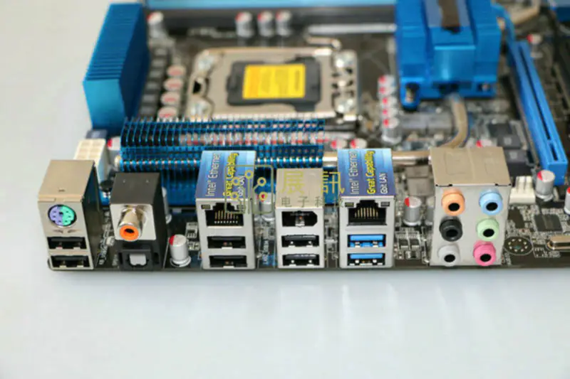 Základní deska Asus P6X58-EWS