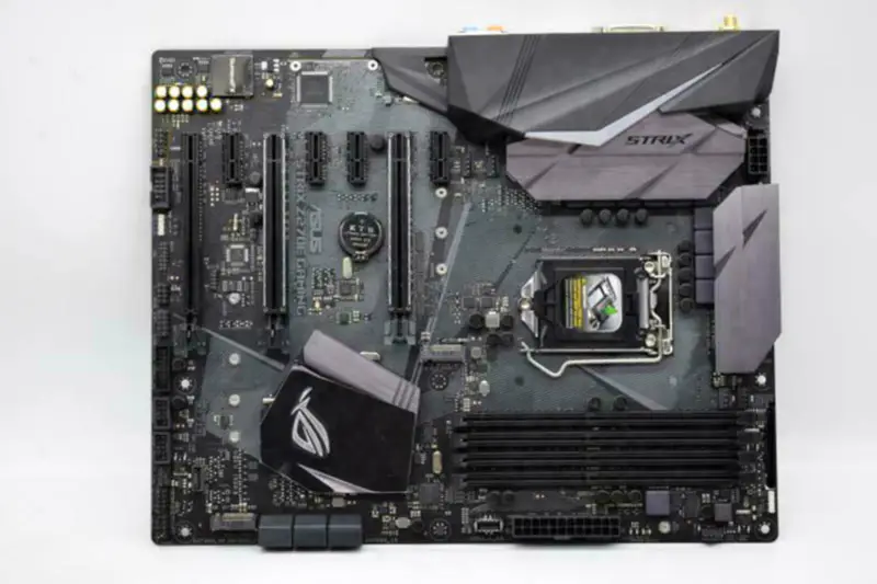 Základní deska Asus STRIXZ270EGAMING