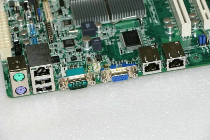 Základní deska Asus KCMR-D12