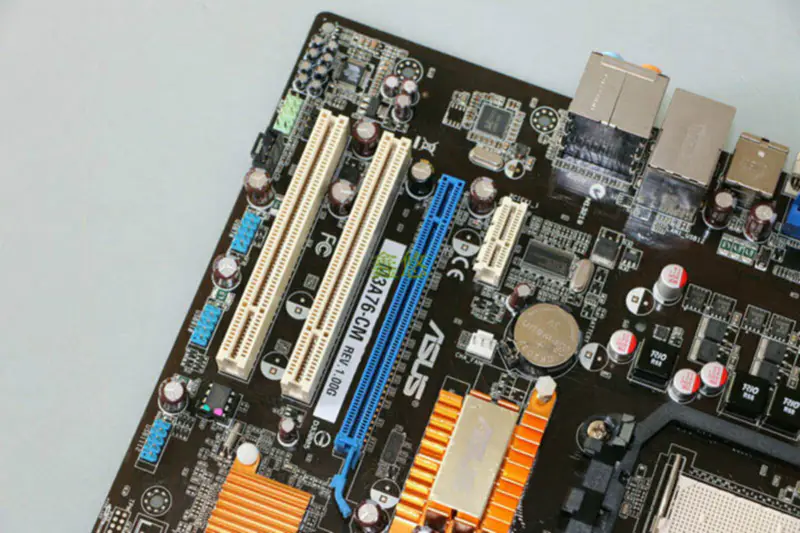 Základní deska Asus M3A76-CM