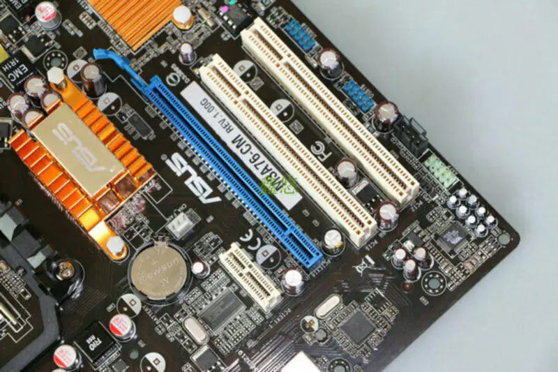 Základní deska Asus M3A76-CM