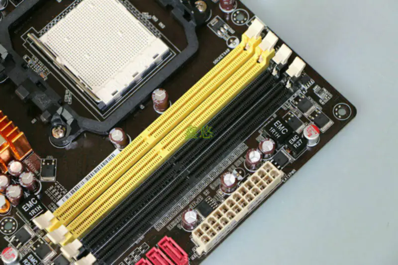 Základní deska Asus M3A76-CM