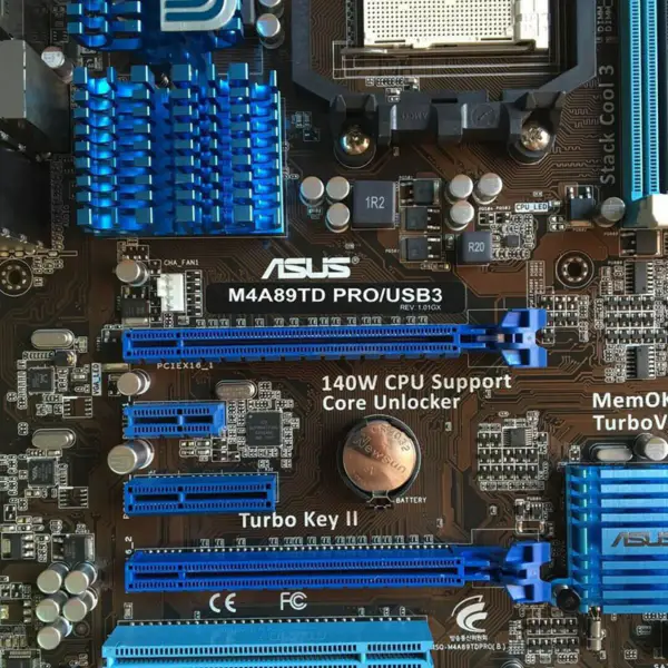 Základní deska Asus M4A89TD