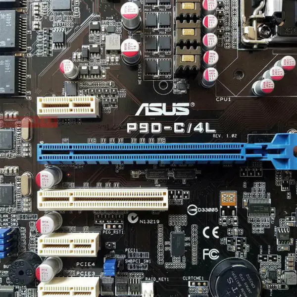 Základní deska Asus P9D-C/4L