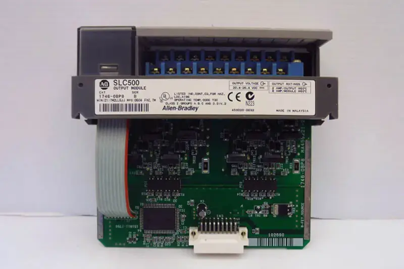 Allen-Bradley 1746-OBP8