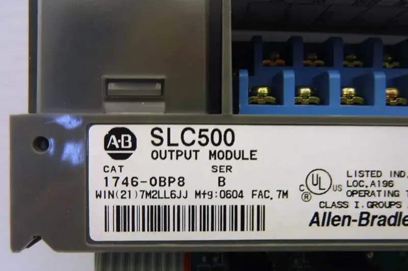 Allen-Bradley 1746-OBP8
