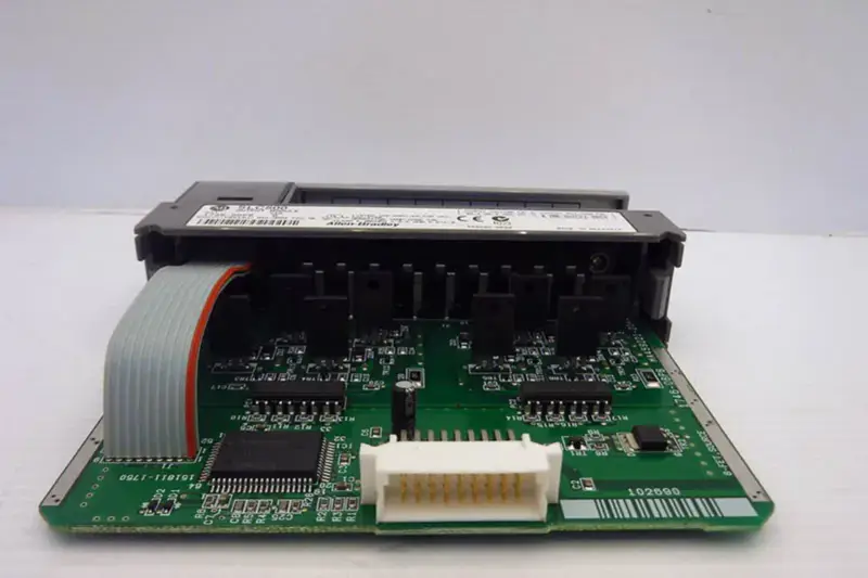 Allen-Bradley 1746-OBP8