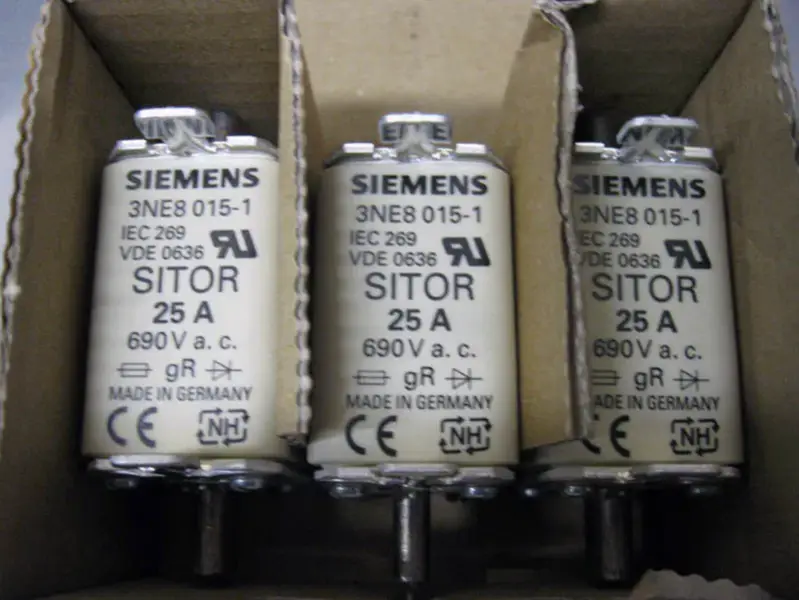 Siemens 3NE8015-1