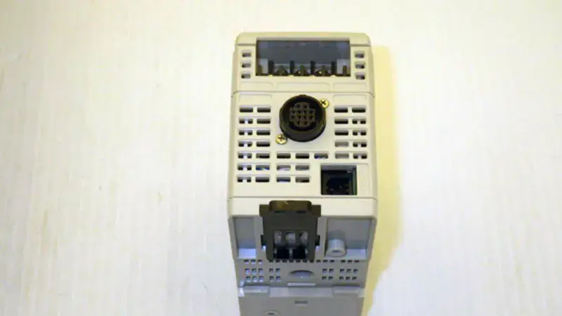 KEYENCE CORP SJ-M100