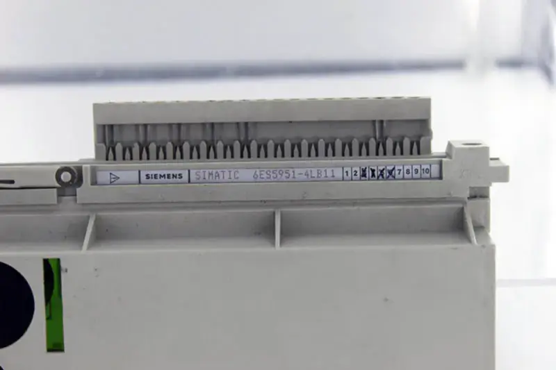 Siemens 6ES5951-4LB11
