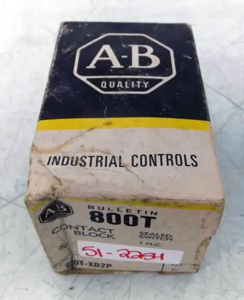 Allen-Bradley 800TXD2P