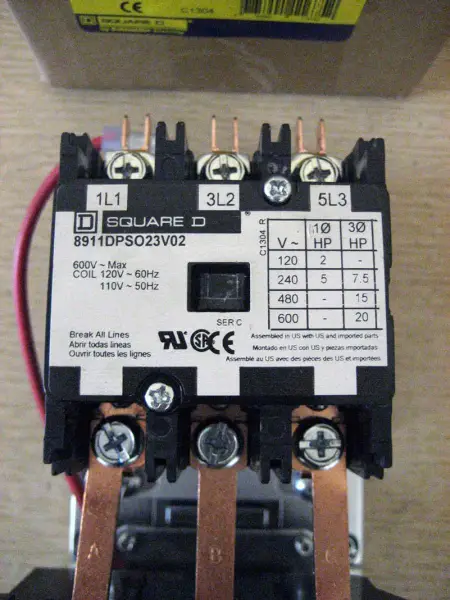 Square D 8911DPSO13V02