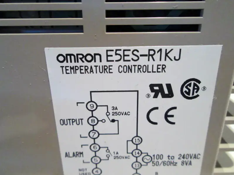 Omron E5ES-R1KJ