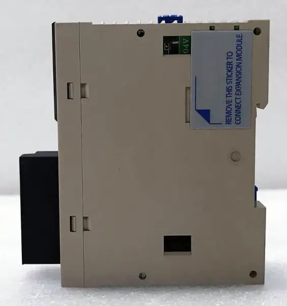 IDEC FC4A-N08B1