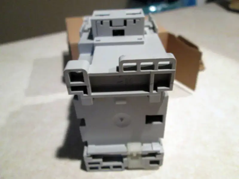 Allen-Bradley 100-C16D10