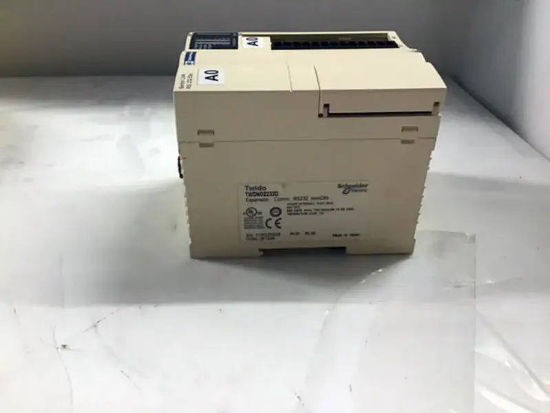Schneider TWDNOZ232D
