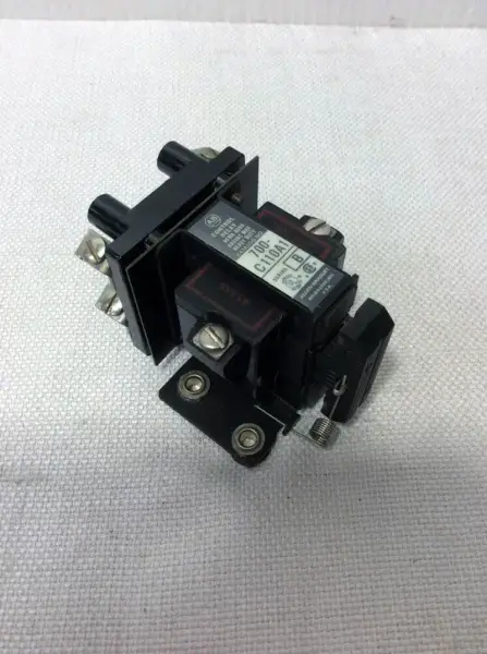 Allen-Bradley 700C110A1