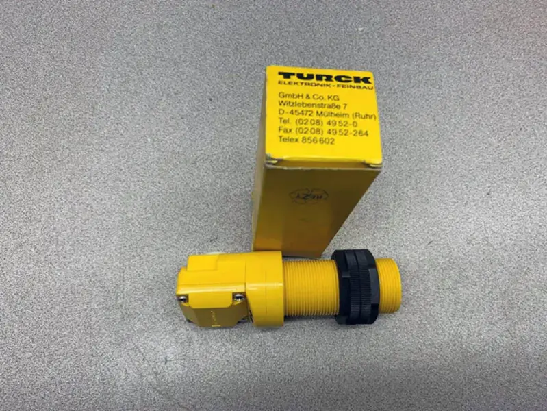 TURCK BC10-P30SR-FZ3X2