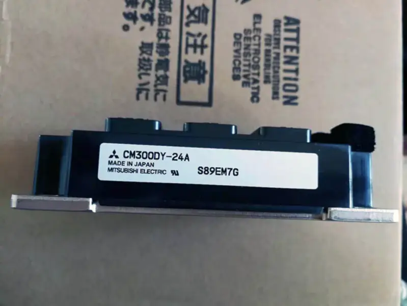 Mitsubishi CM300DY-24A