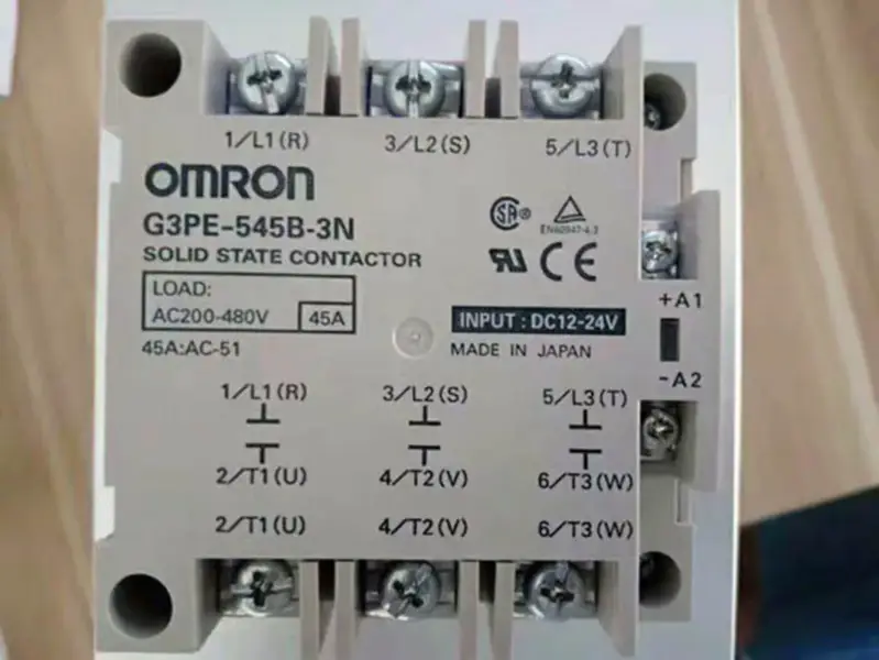 Omron G3PE-545B-3N