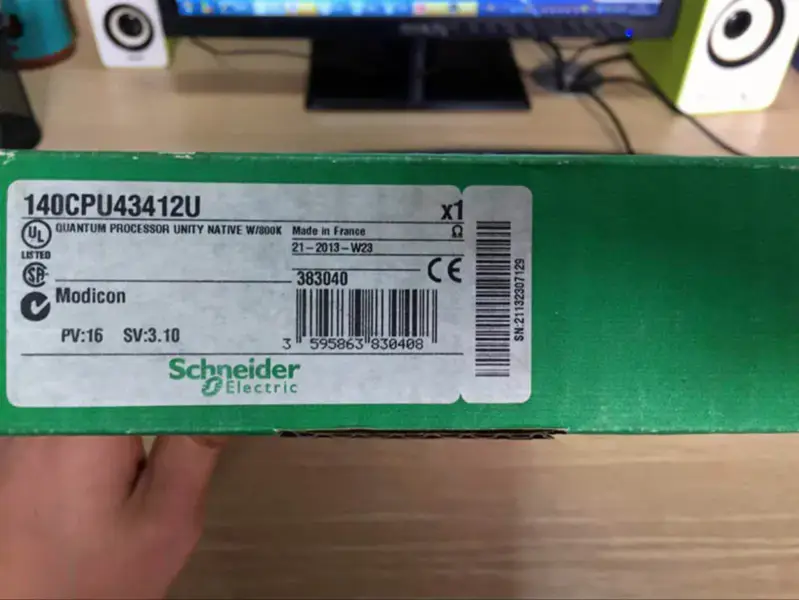 SCHNEIDER 140CPU43412U