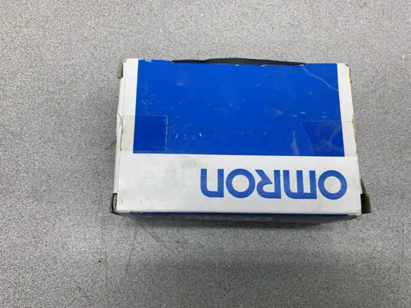 OMRON S82K-01512