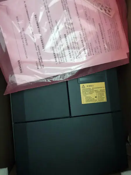 Siemens 6SE6440-2AD33-7EA1