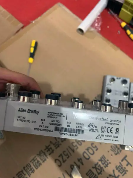 AB 1732D8X81212HD